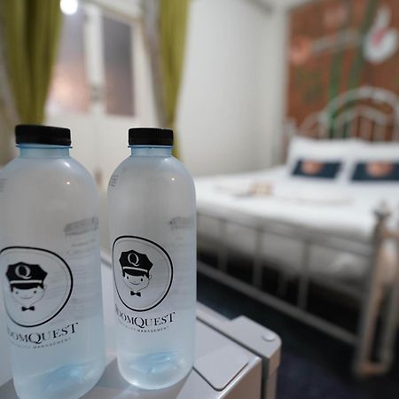 2499 Heritage Chinatown Bangkok Hotel By Roomquest Exterior photo