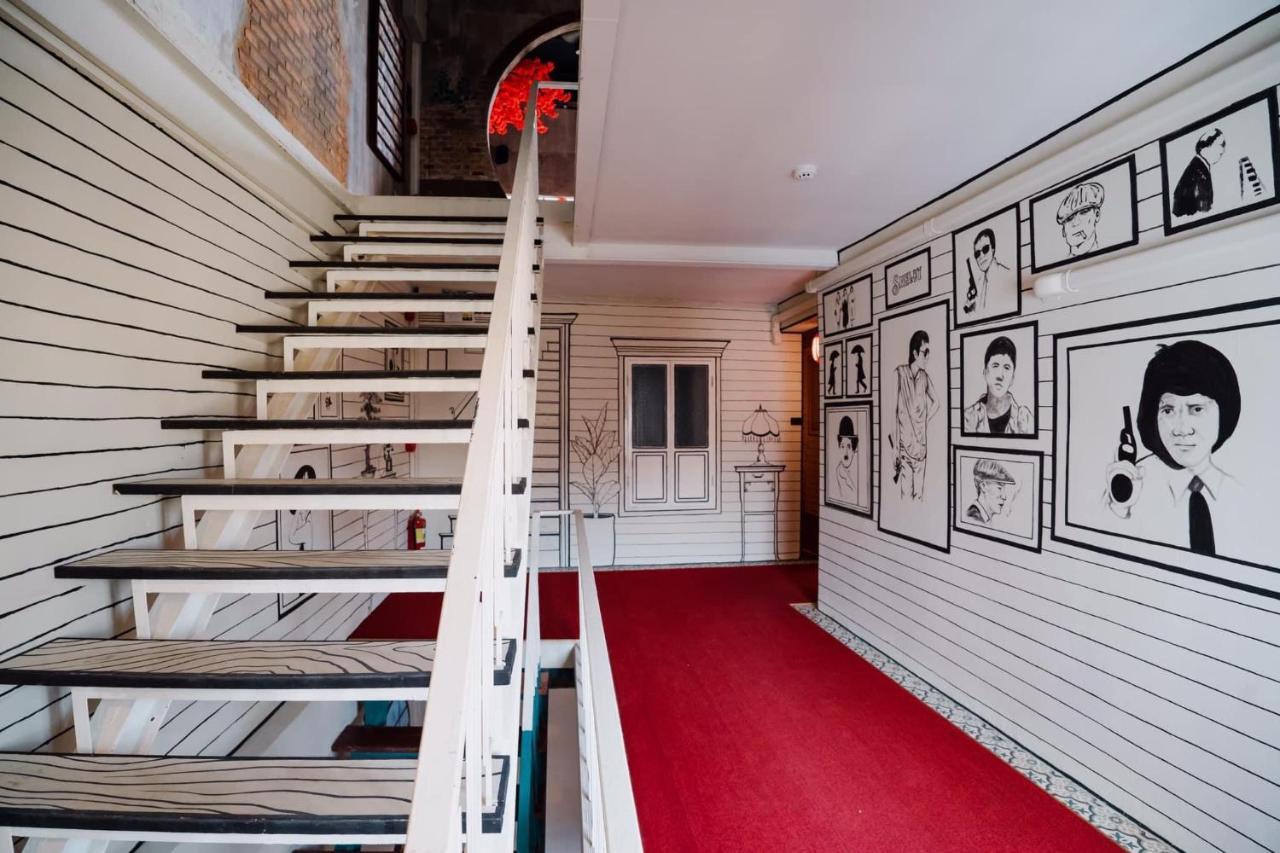 2499 Heritage Chinatown Bangkok Hotel By Roomquest Exterior photo