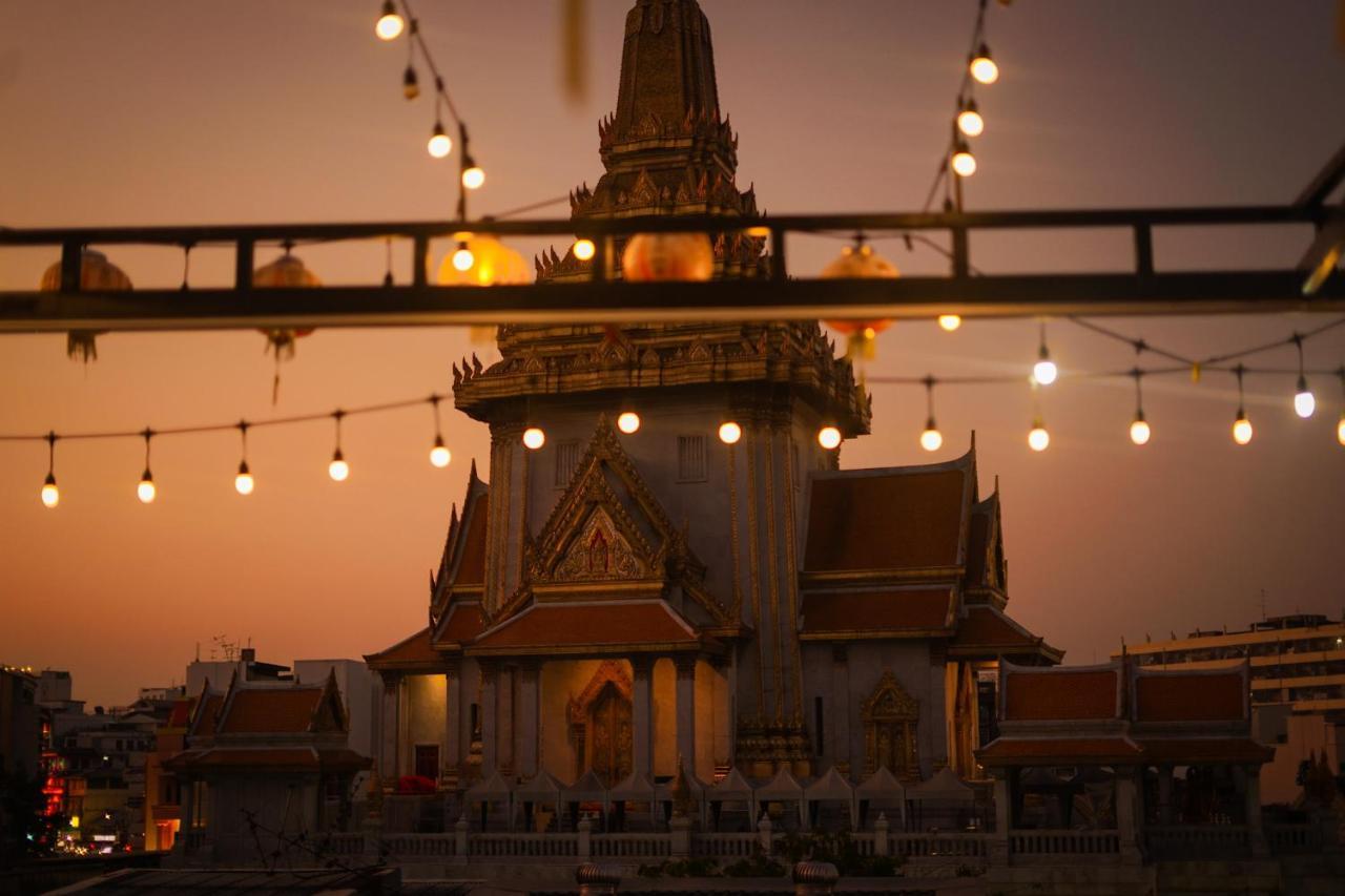 2499 Heritage Chinatown Bangkok Hotel By Roomquest Exterior photo