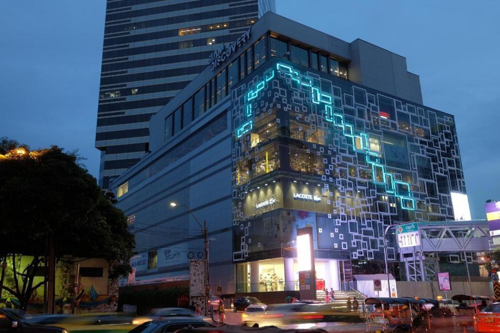 2499 Heritage Chinatown Bangkok Hotel By Roomquest Exterior photo