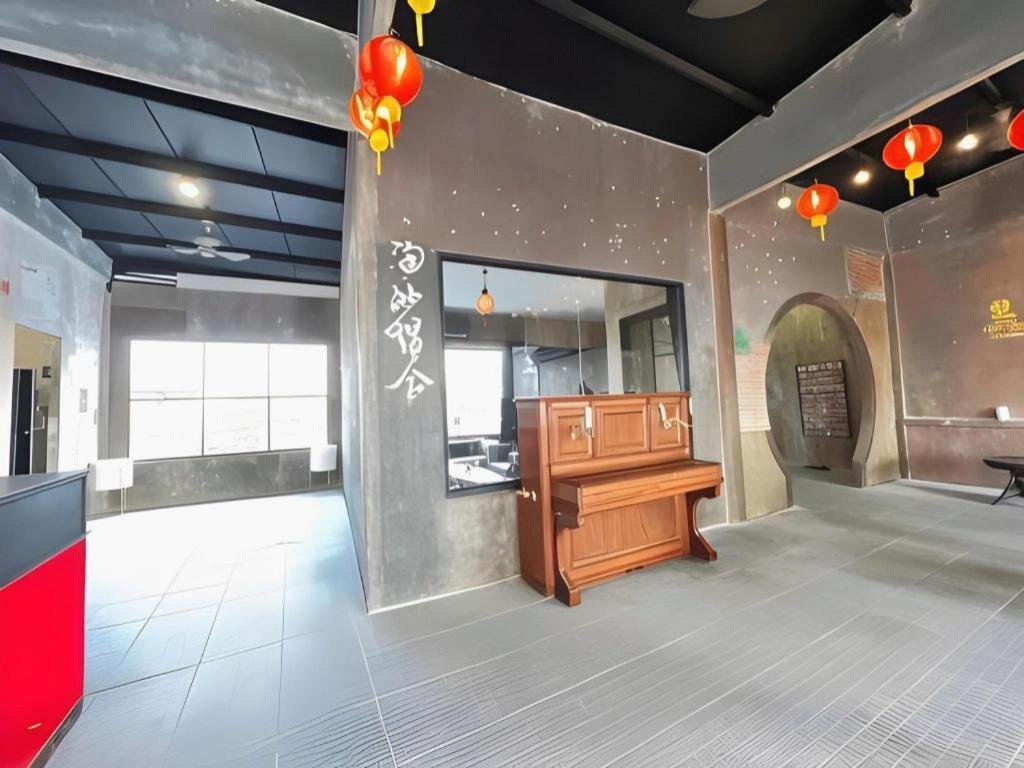 2499 Heritage Chinatown Bangkok Hotel By Roomquest Exterior photo