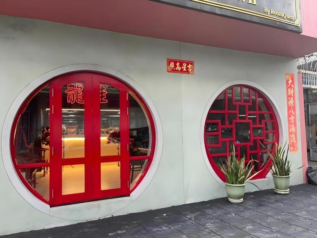 2499 Heritage Chinatown Bangkok Hotel By Roomquest Exterior photo